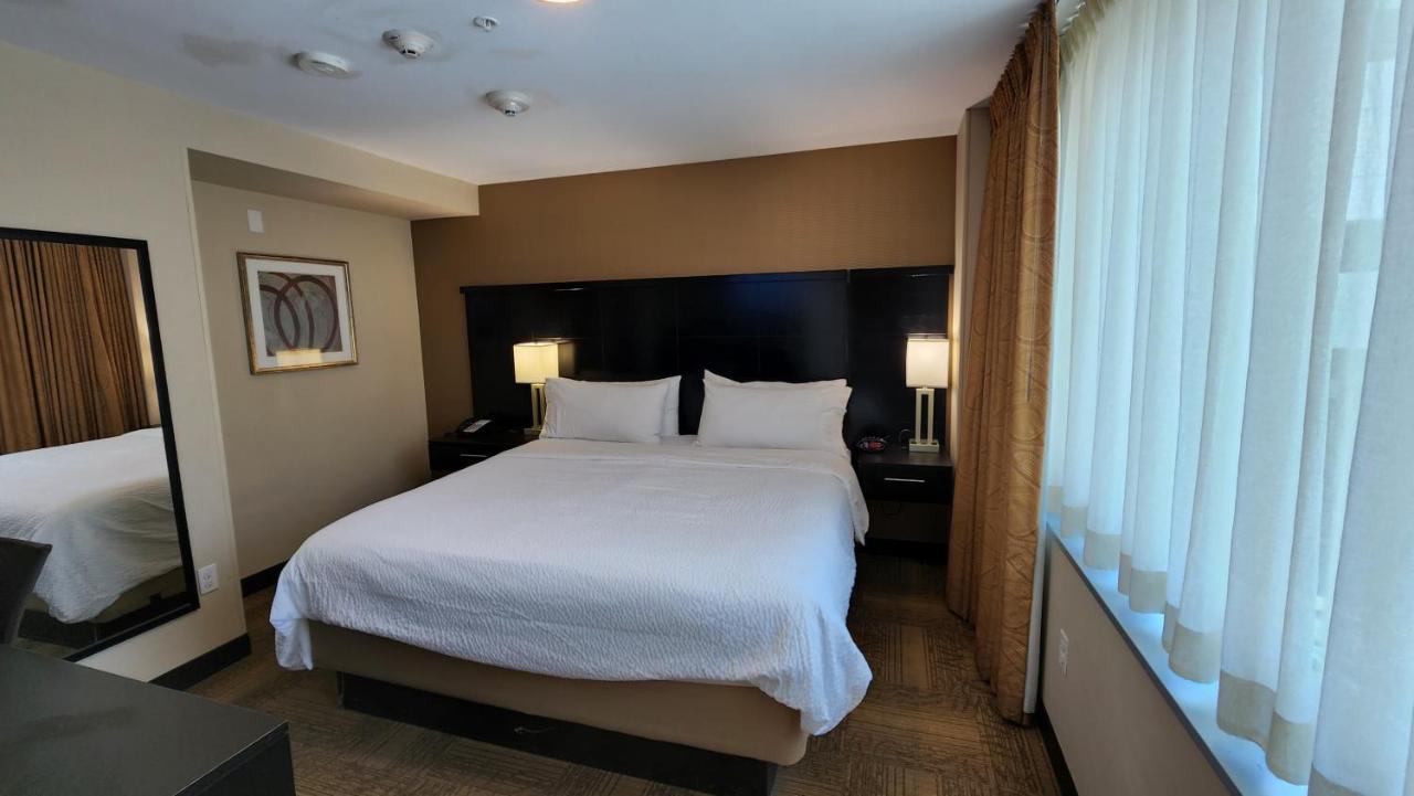 สเตย์ บริดจ์ สวีท เดนเวอร์ ดาวน์ทาวน์ Hotel ภายนอก รูปภาพ